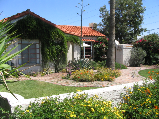 618x457 pixels (276K)